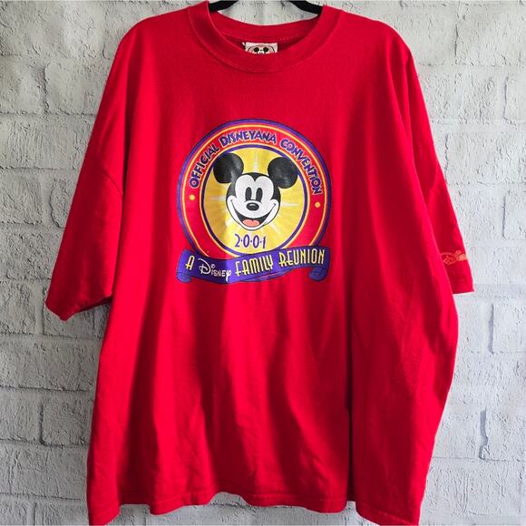 Vintage Disney Red 2001 Disneyana Convention Family Reunion Graphic Tee XXXL - Picture 3 of 13